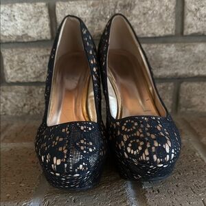 Elegant Black Lace Women's Shoes